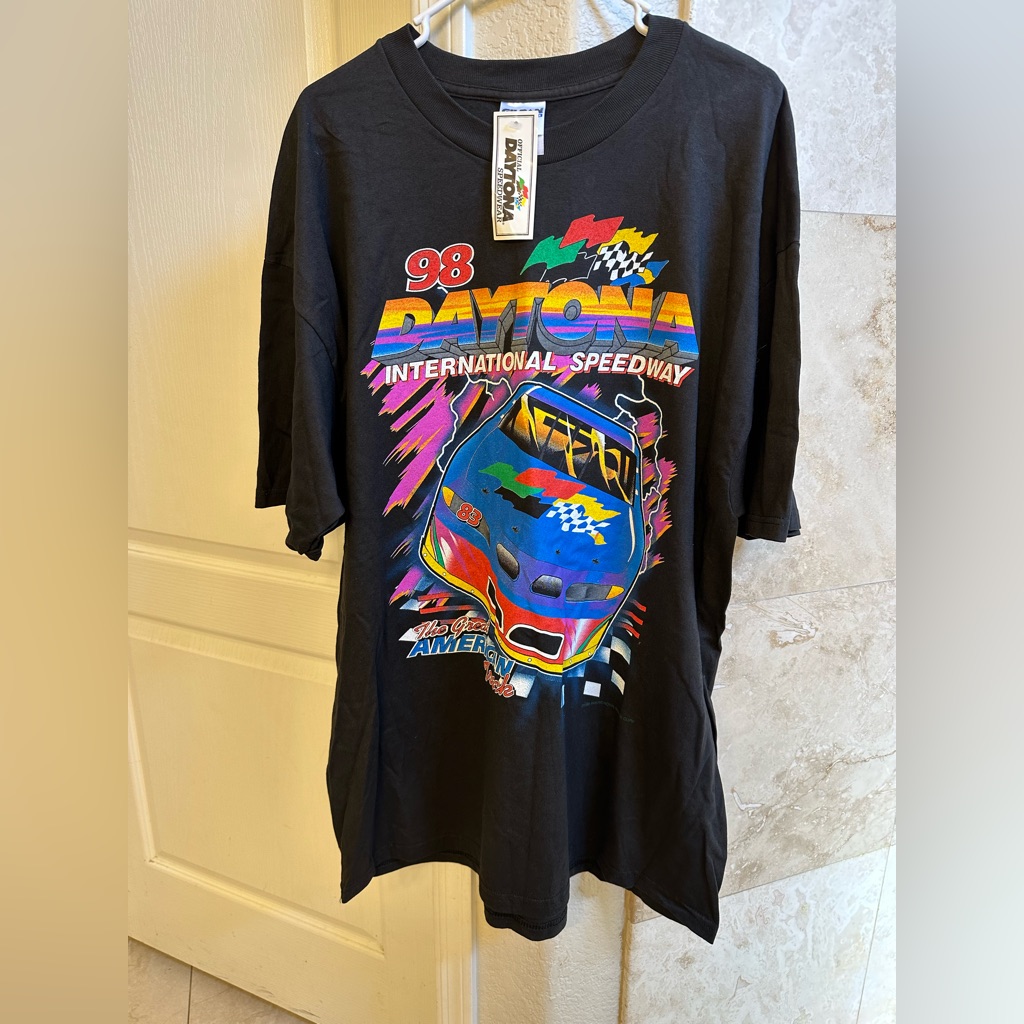 Vintage 98 Daytona Speedway Nascar Official TShirt